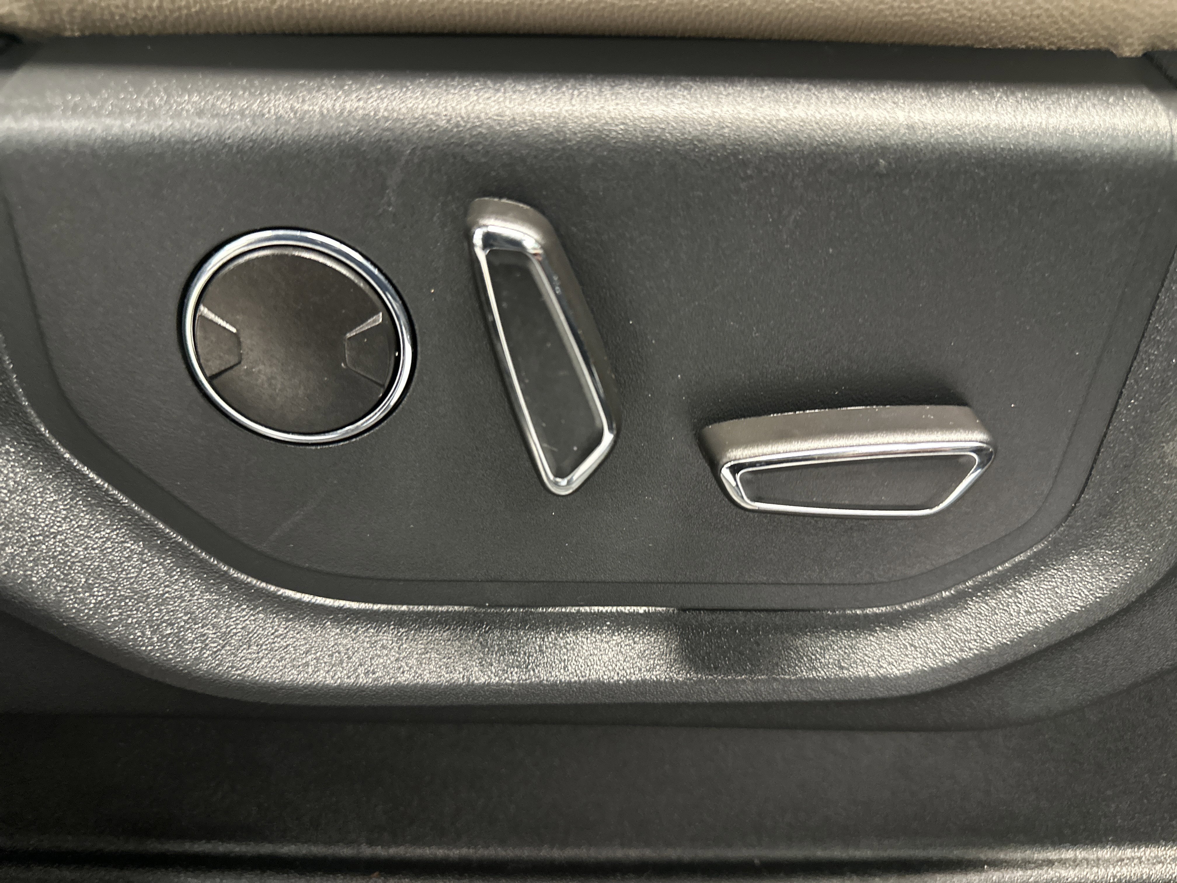 Certified 2022 Ford Expedition Max Limited image 26