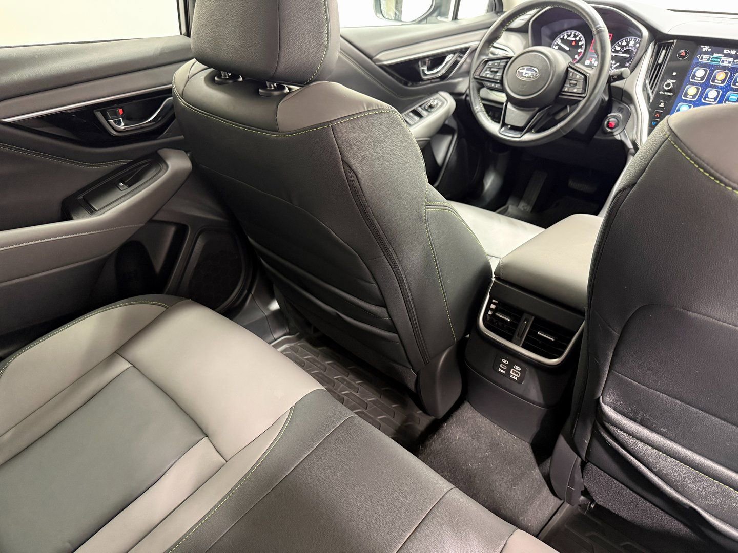 Used 2024 Subaru Outback Onyx Edition image 34