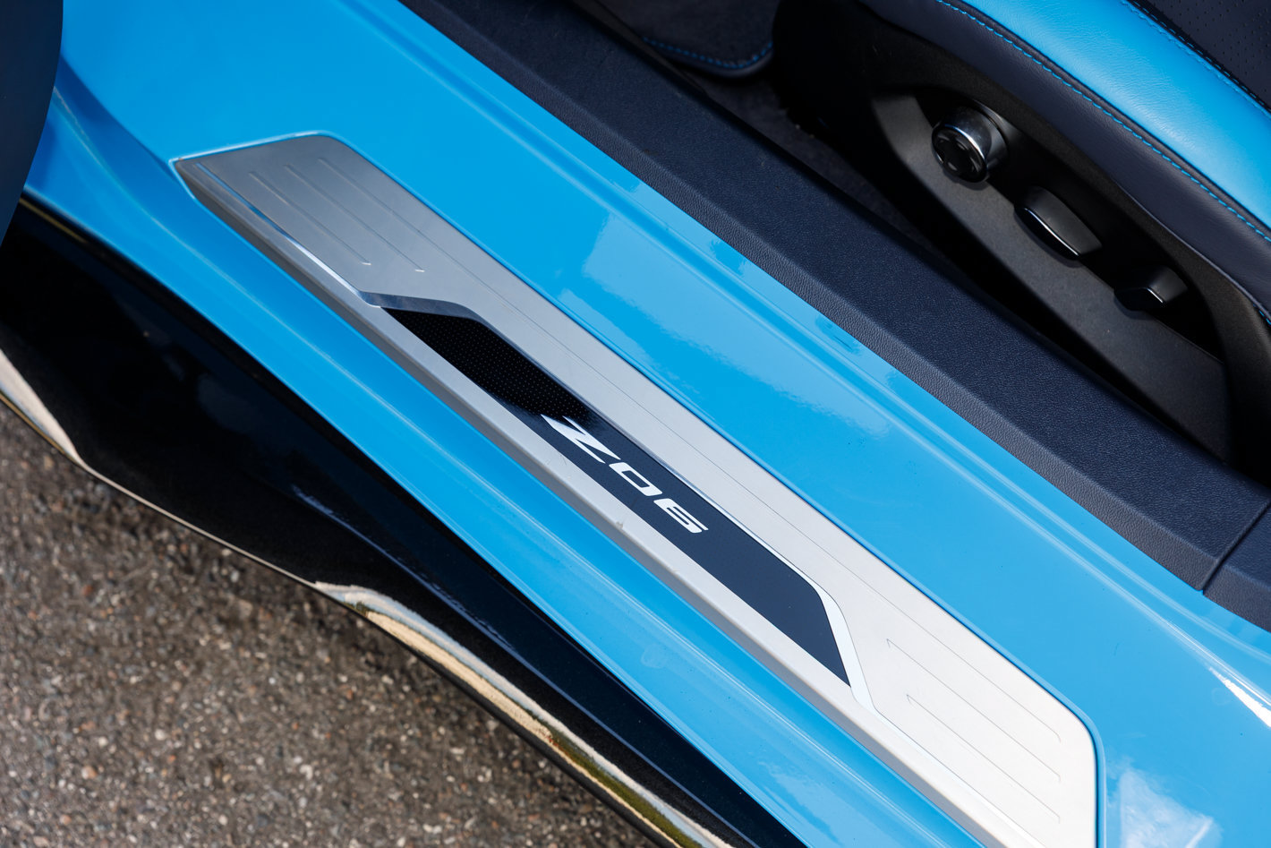 Used 2025 Chevrolet Corvette Z06 RWD image 38