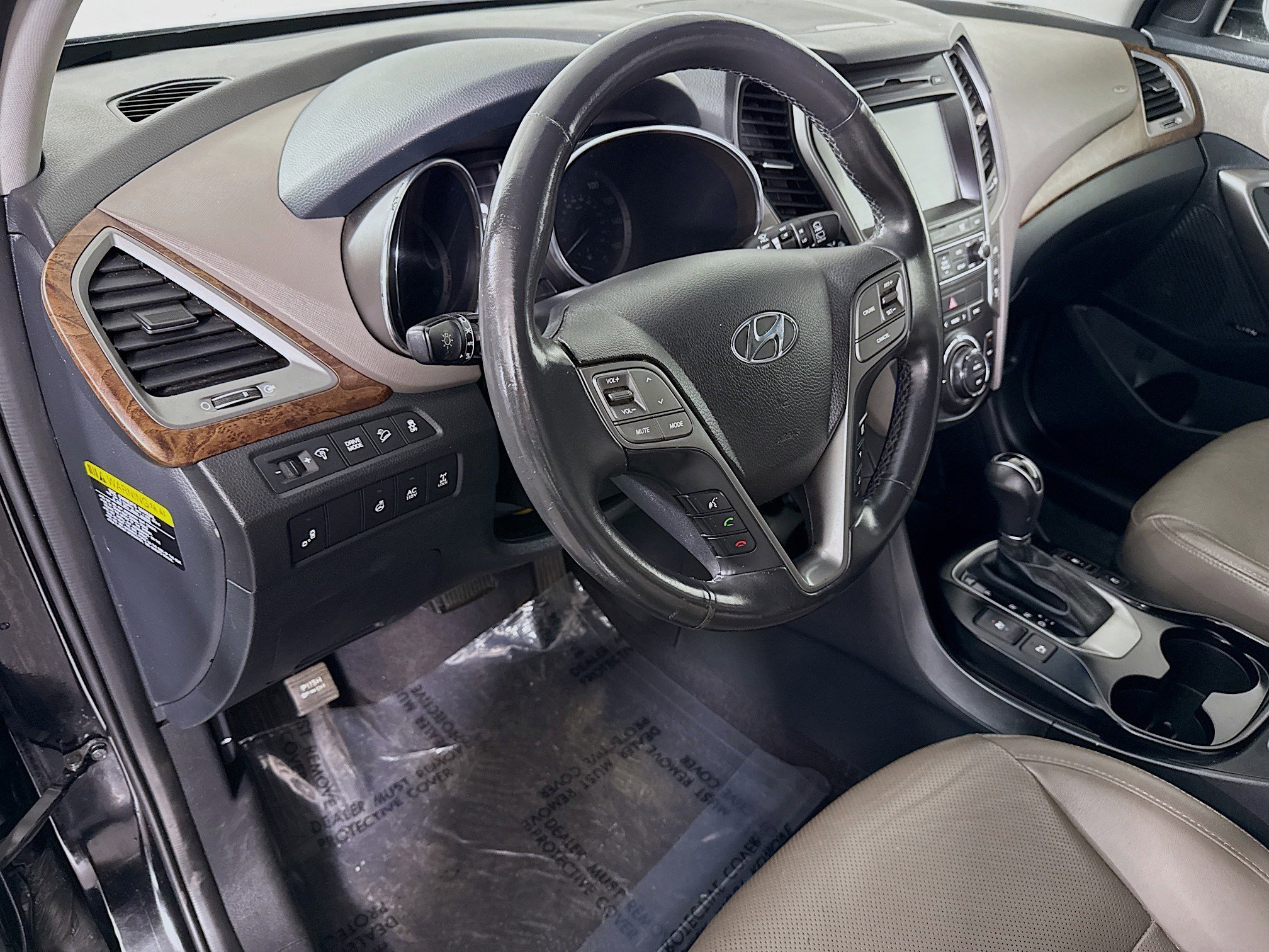 Used 2017 Hyundai Santa Fe Limited w/ Cargo Package image 23