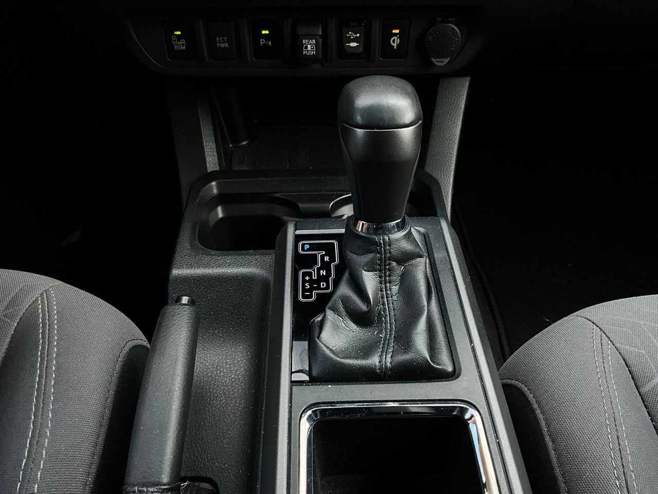 Used 2019 Toyota Tacoma TRD Sport w/ Technology Package image 22