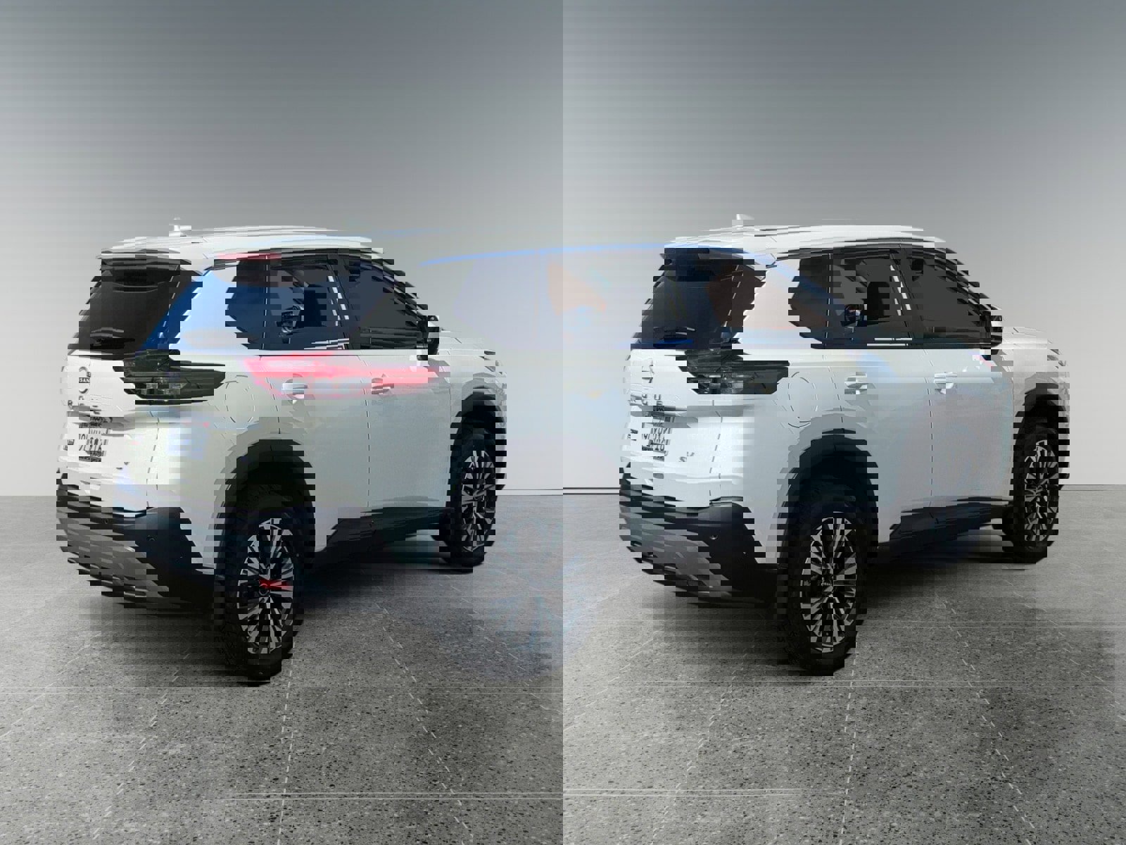 Used 2023 Nissan Rogue SV image 5