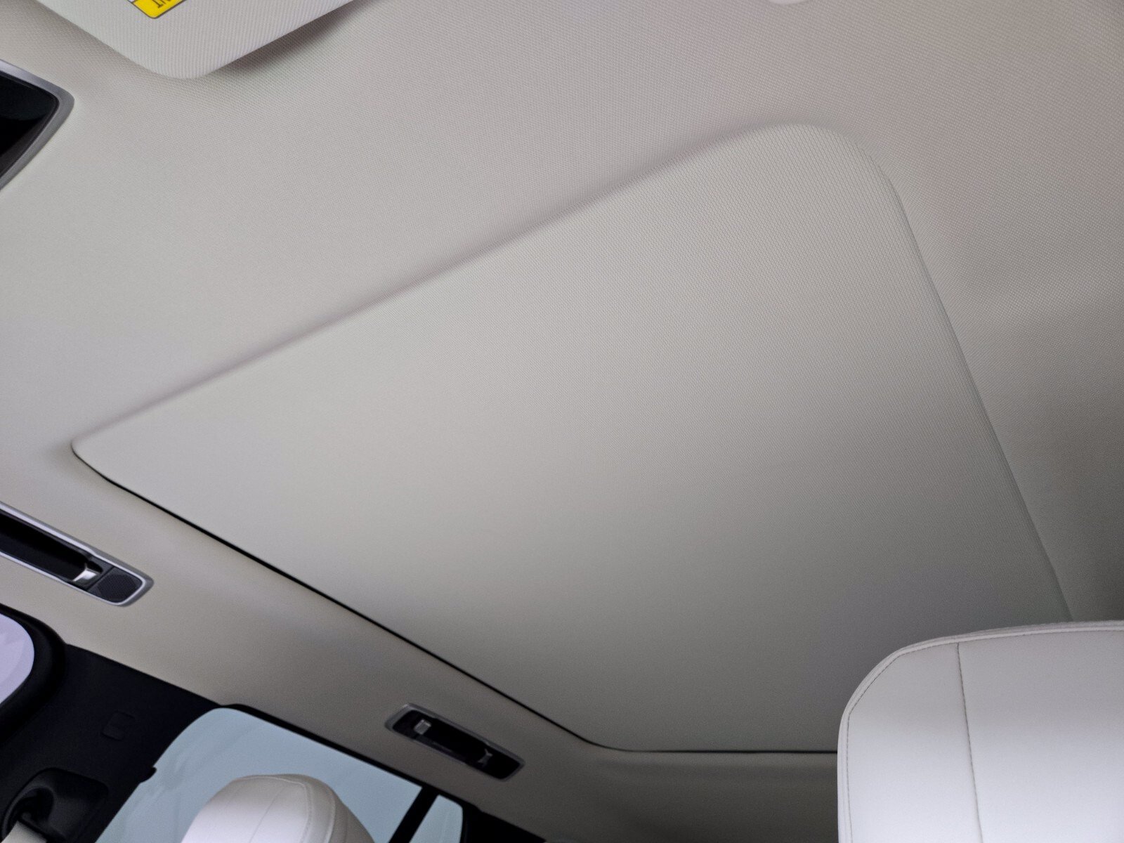 New 2026 Land Rover Range Rover SE AWD/4WD image 12