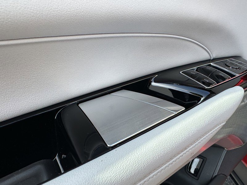 New 2025 Cadillac Lyriq Luxury image 19