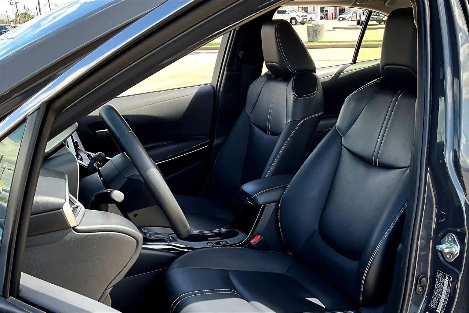 Used 2024 Toyota Corolla XLE FWD image 8
