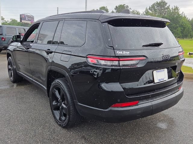 Used 2025 Jeep Grand Cherokee L Altitude RWD image 11