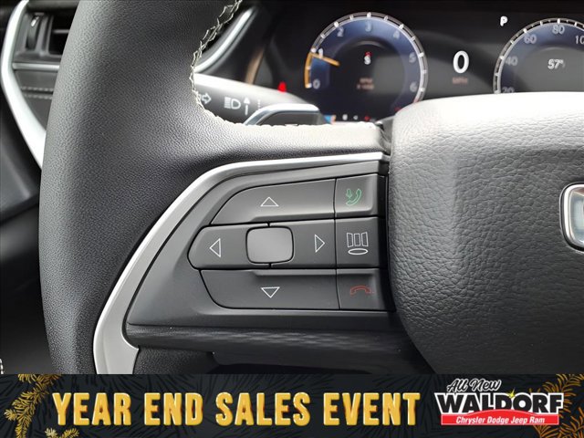 New 2025 Jeep Grand Cherokee 4WD image 16