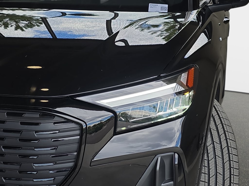 Certified 2024 Audi Q4 e-tron Premium Plus AWD/4WD image 28