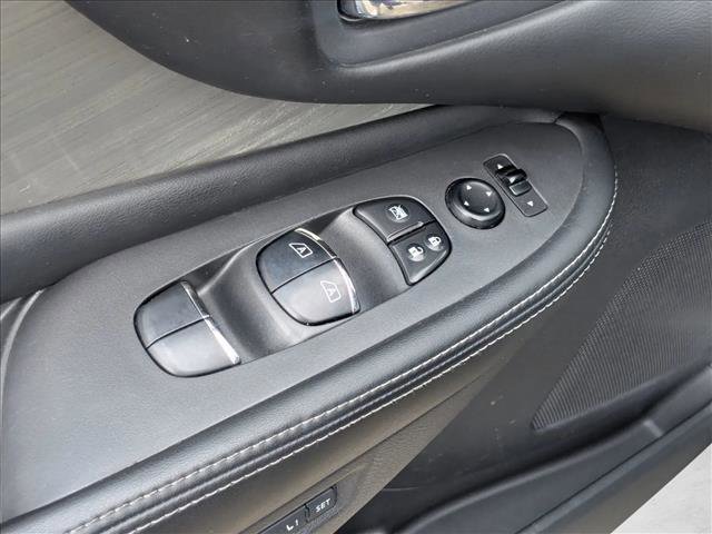 Used 2016 Nissan Murano SL w/ SL Technology Package image 11