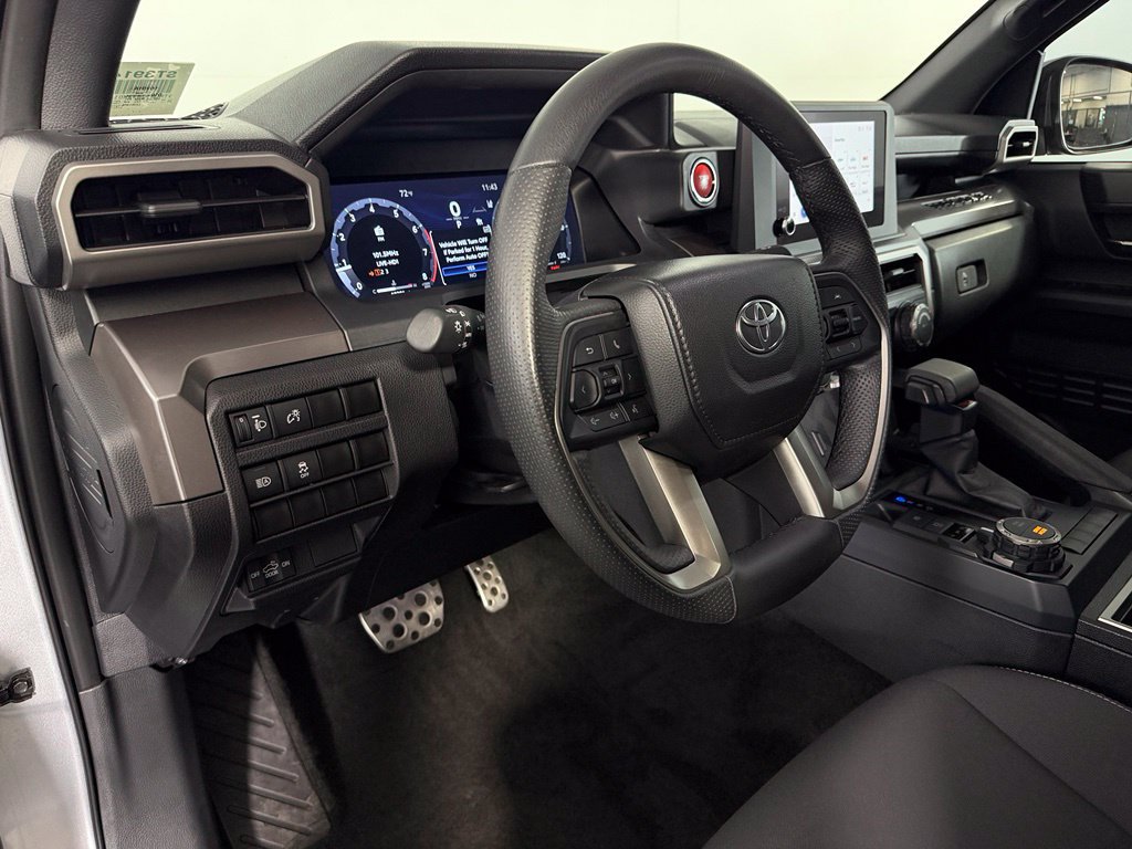 Used 2024 Toyota Tacoma TRD Sport AWD/4WD image 12