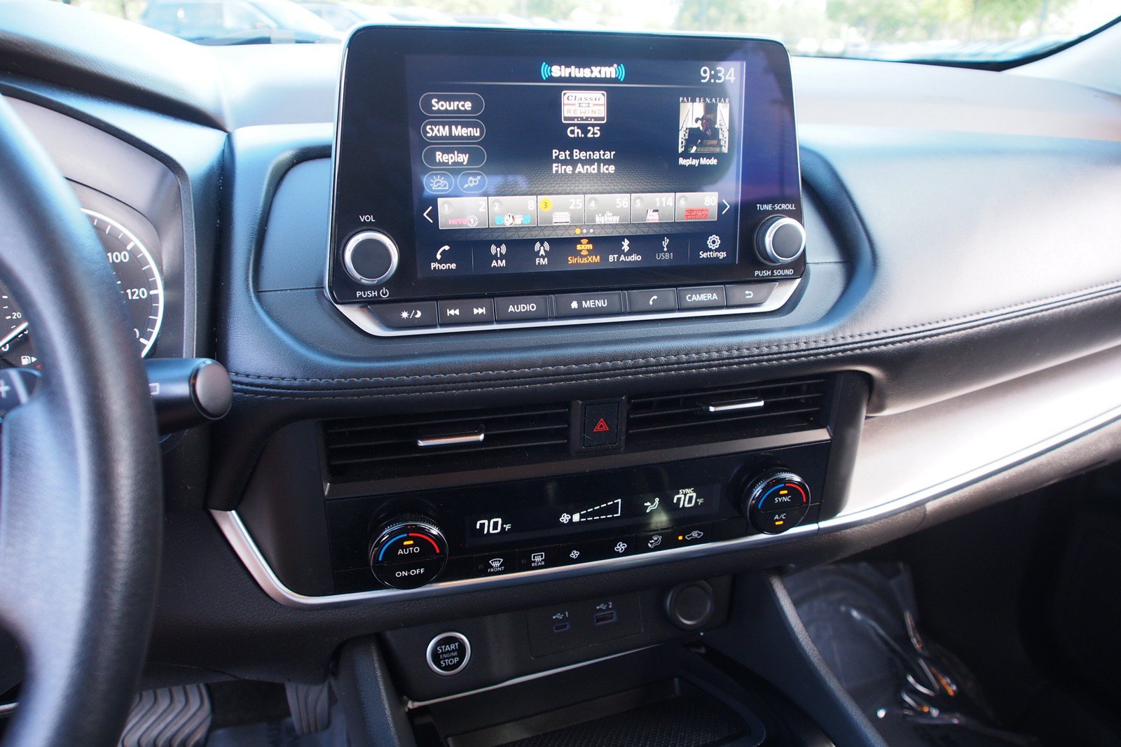 Used 2023 Nissan Rogue SV FWD image 25