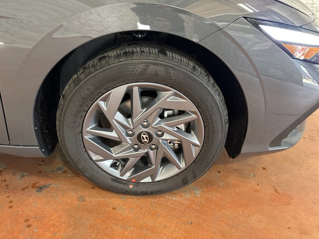 New 2026 Hyundai Elantra Blue image 10