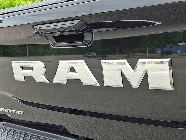 Used 2025 RAM 3500 Limited AWD/4WD image 35