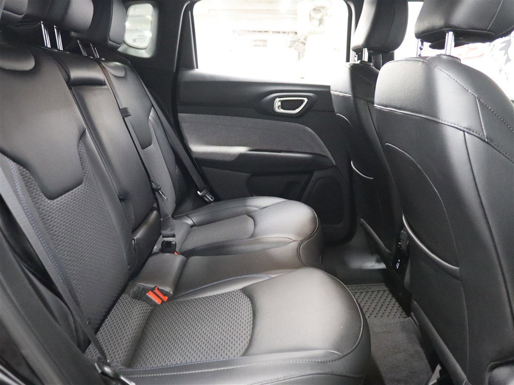 Used 2023 Jeep Compass Latitude w/ Convenience Group image 21