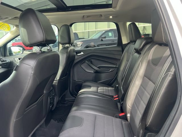 Used 2015 Ford Escape SE w/ SE Chrome Package FWD image 17