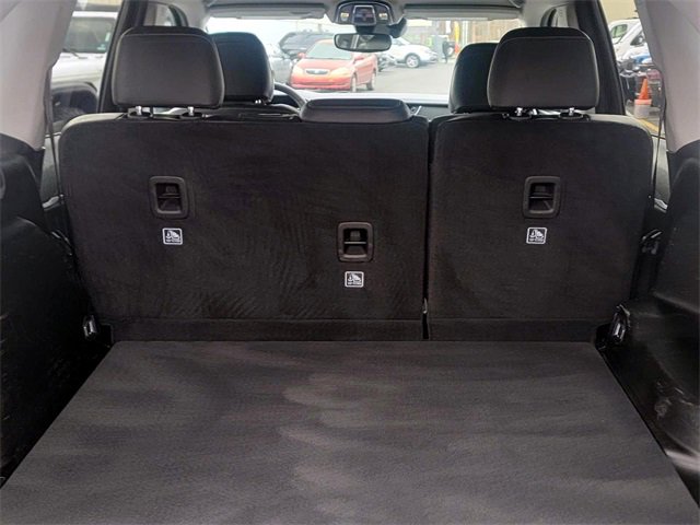 Used 2023 Jeep Grand Cherokee Limited image 9