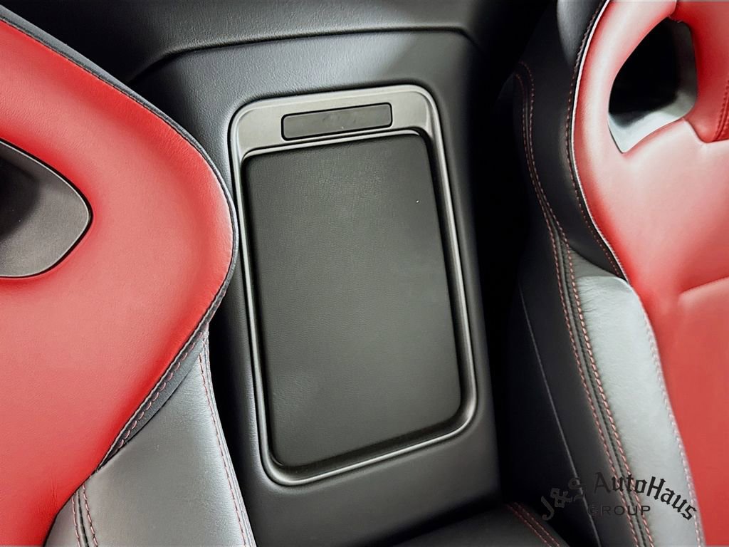 Used 2016 Jaguar F-TYPE R image 31