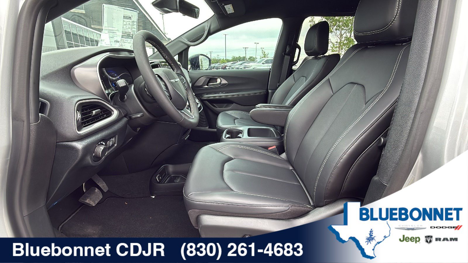 New 2026 Chrysler Voyager LX FWD image 10
