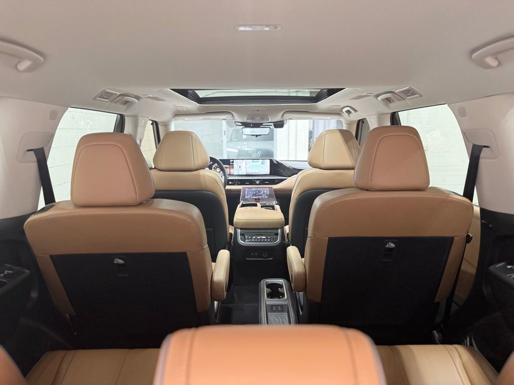 Used 2025 INFINITI QX80 Sensory image 67