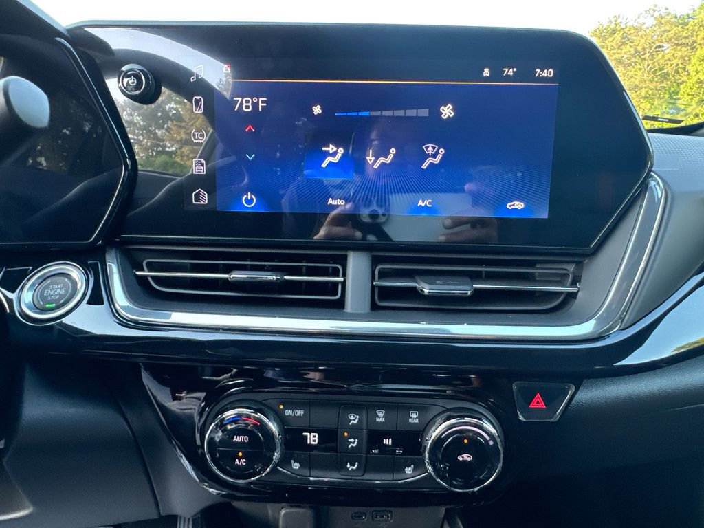 New 2026 Chevrolet Trax RS w/ Driver Confidence Package FWD image 25