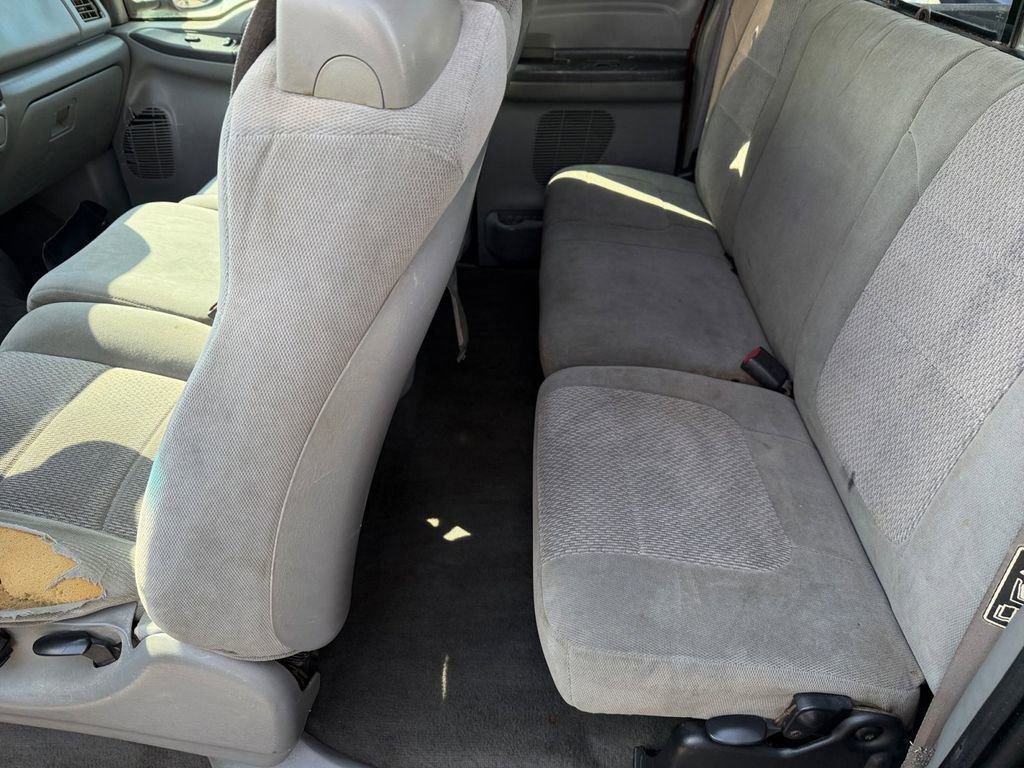 Used 2004 Ford F250 XLT image 11
