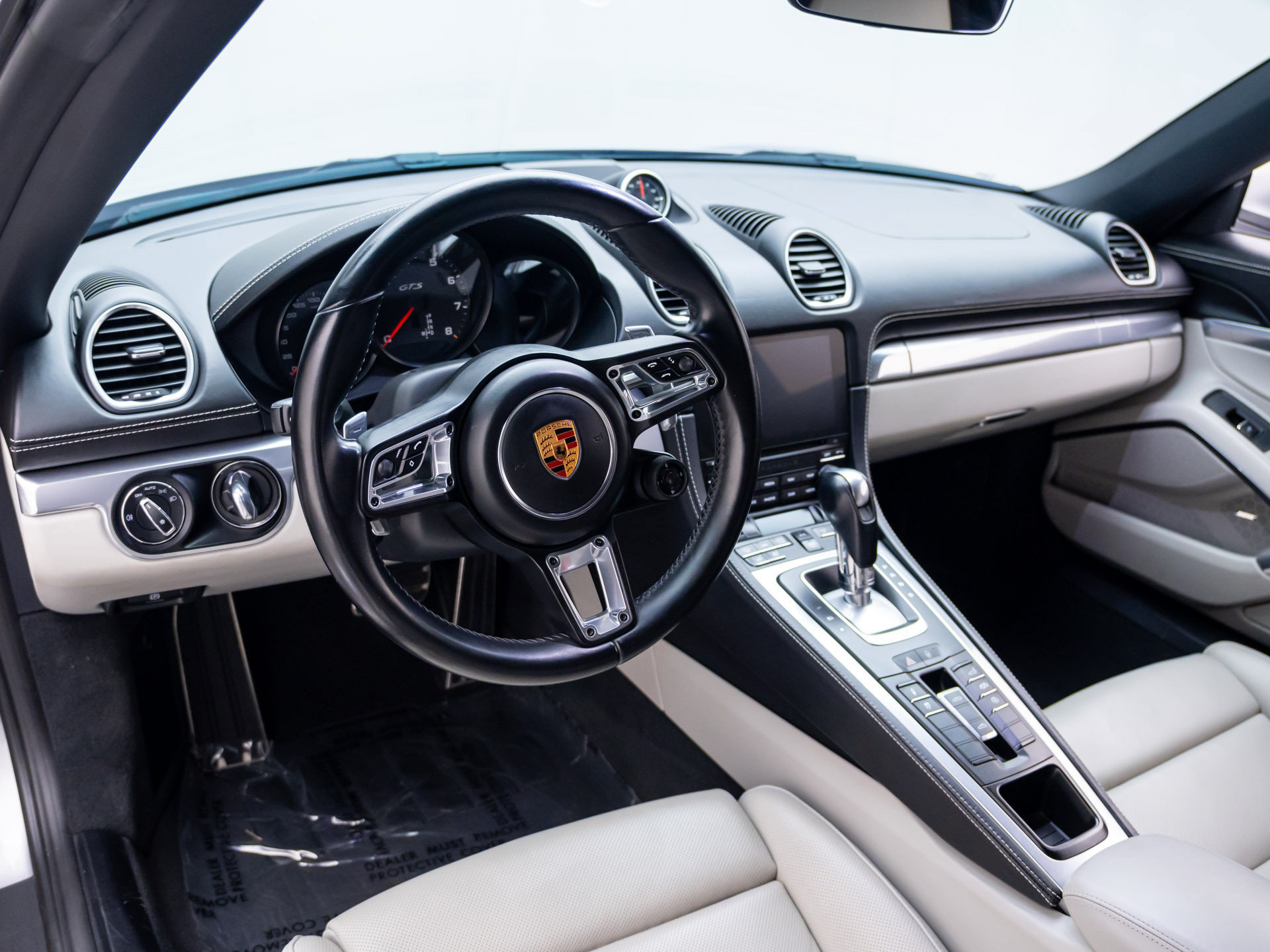 Used 2019 Porsche 718 Boxster GTS RWD image 11