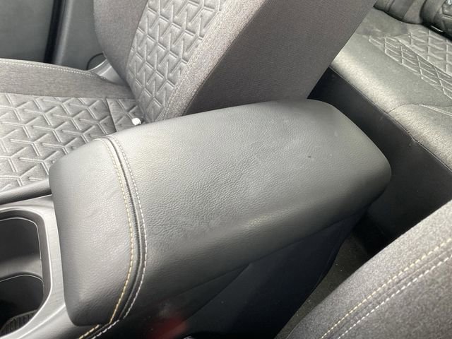 Certified 2025 Nissan Kicks SV image 18