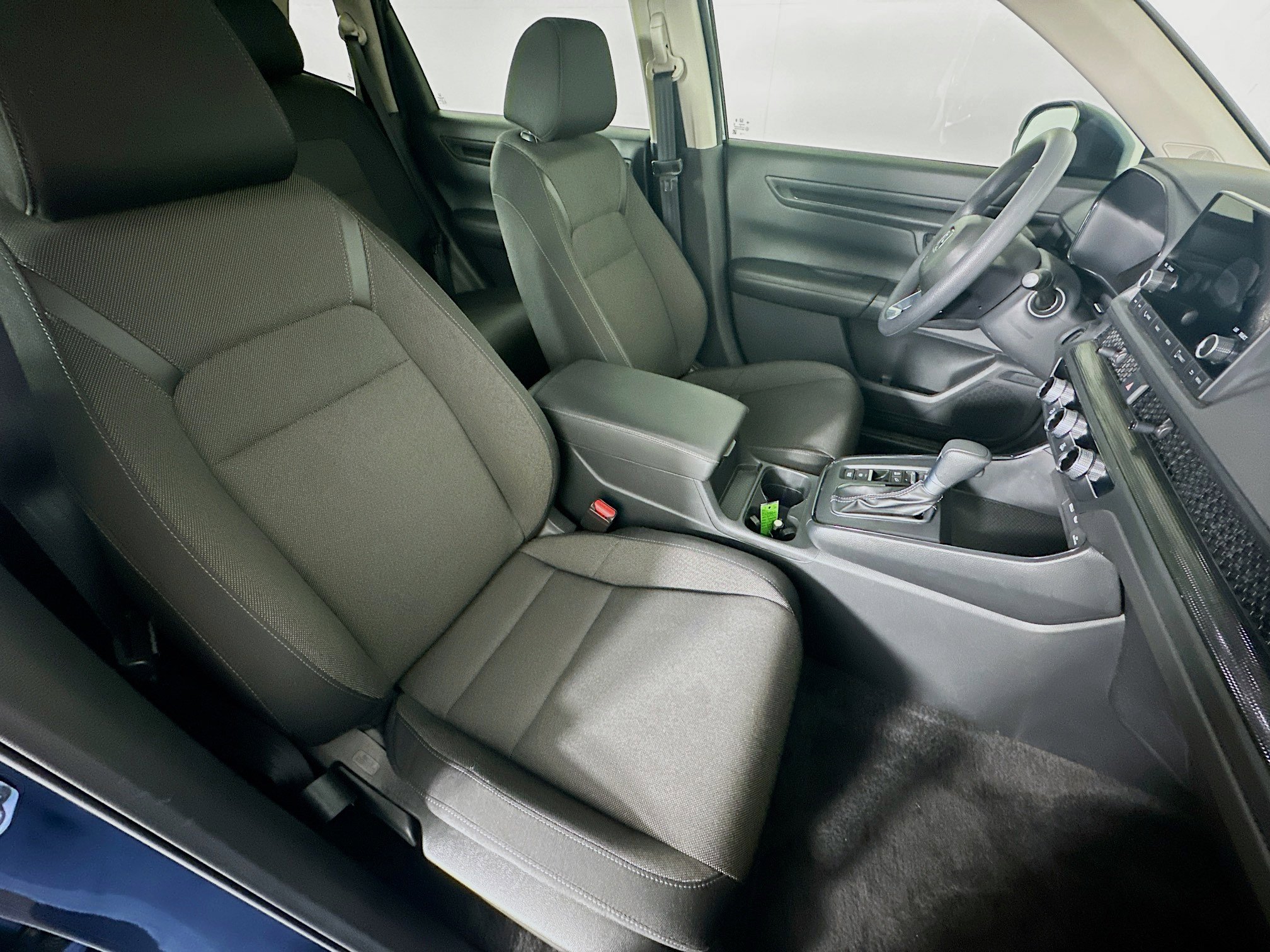 Used 2025 Honda CR-V EX image 31