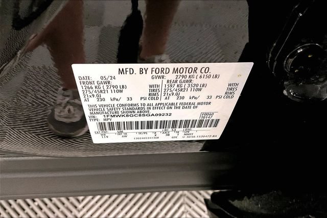 Used 2025 Ford Explorer ST AWD/4WD image 40
