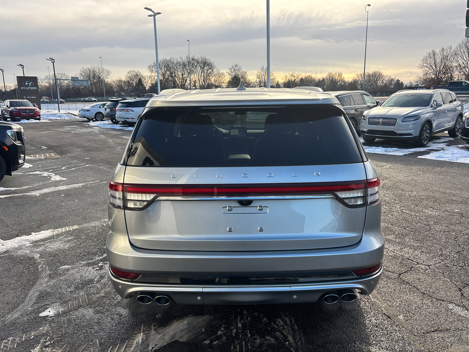 Used 2020 Lincoln Aviator Grand Touring w/ Equipment Group 302A image 6