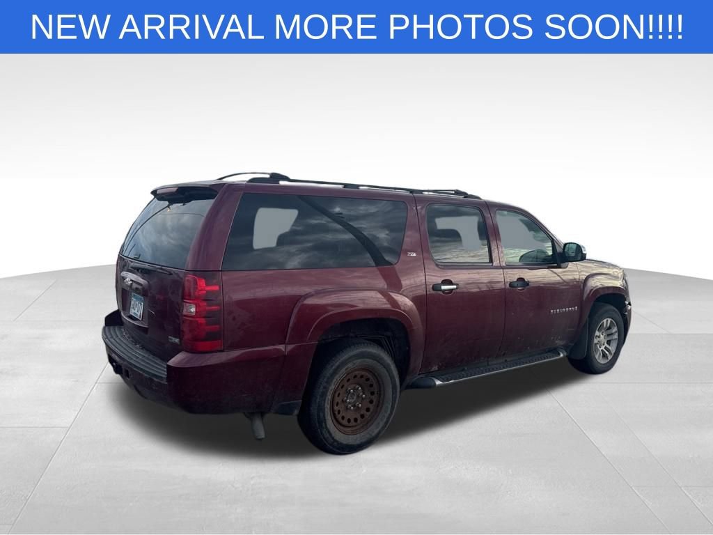 Used 2008 Chevrolet Suburban LT w/ LT Preferred Equipment Group image 3