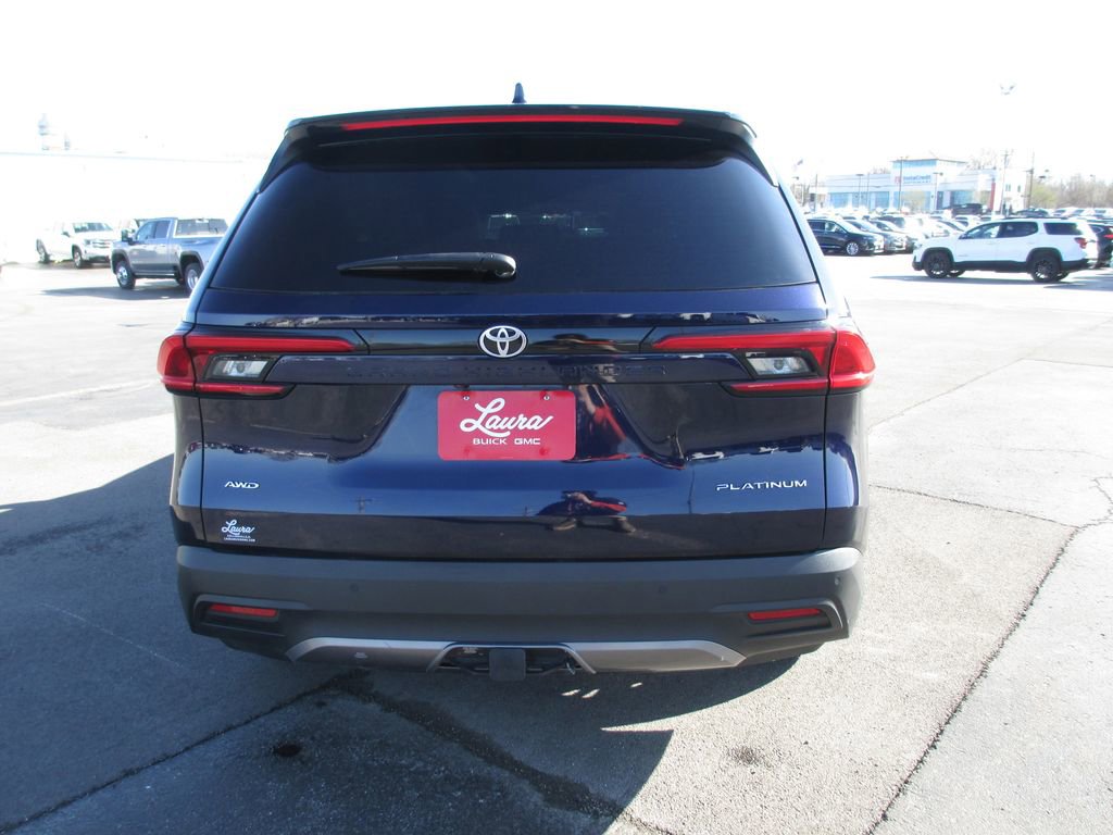 Used 2024 Toyota Grand Highlander Platinum image 6