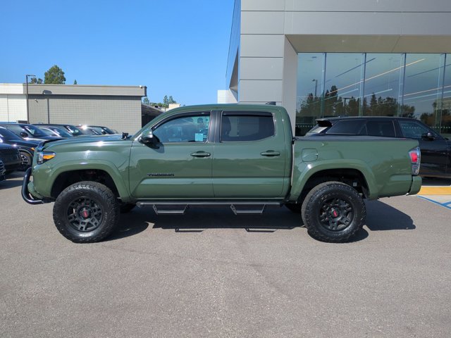 Used 2022 Toyota Tacoma TRD Sport w/ Technology Package RWD image 9