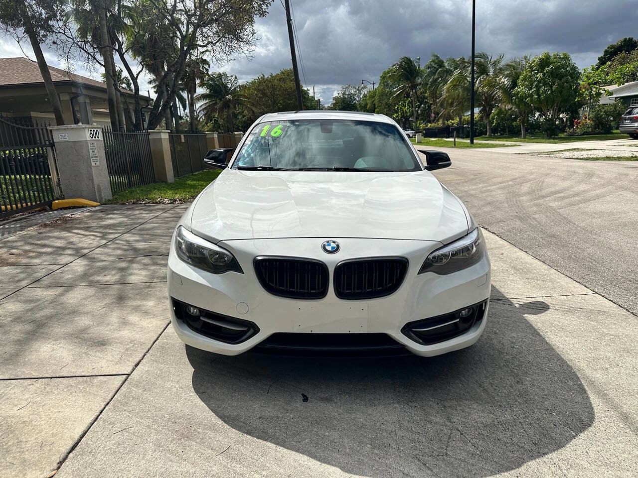 Used 2016 BMW 228i xDrive 228i xDrive AWD 2dr Coupe SULE image 4