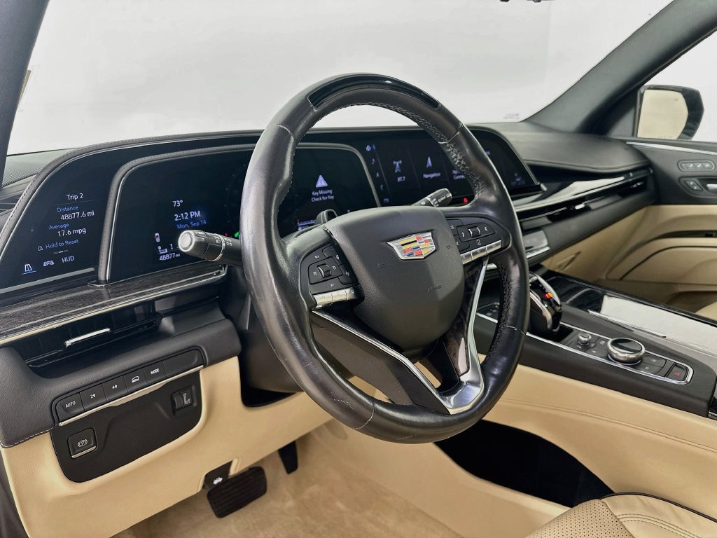 Used 2023 Cadillac Escalade ESV Premium Luxury AWD/4WD image 9