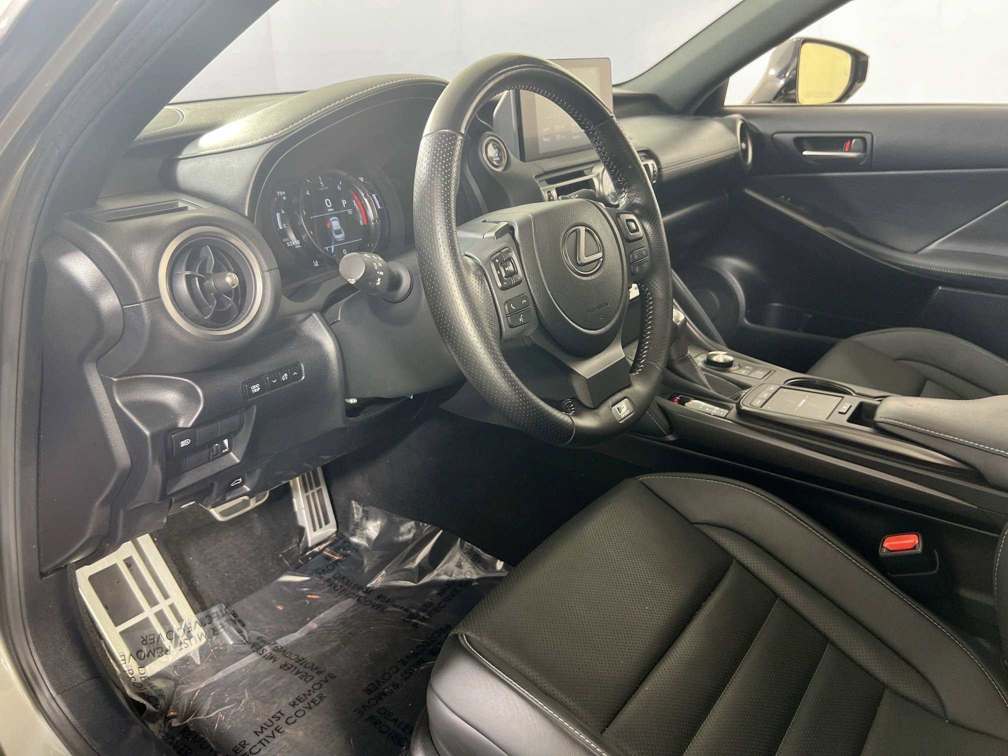 Used 2022 Lexus IS 350 F Sport w/ Accessory Package image 9