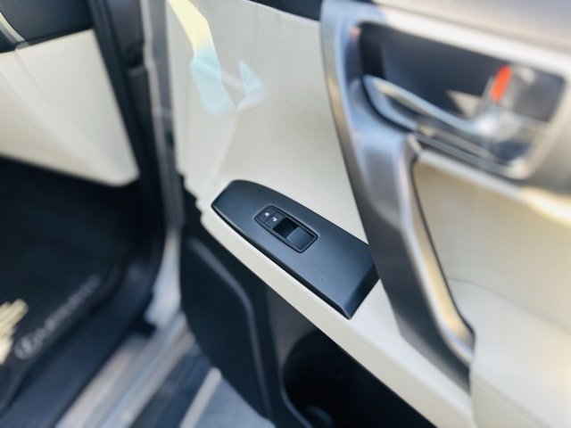 Used 2023 Lexus GX 460 Premium image 34