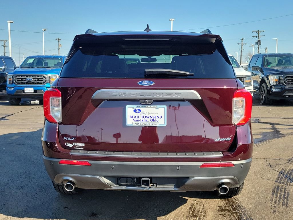 Certified 2023 Ford Explorer XLT w/ Equipment Group 202A image 5
