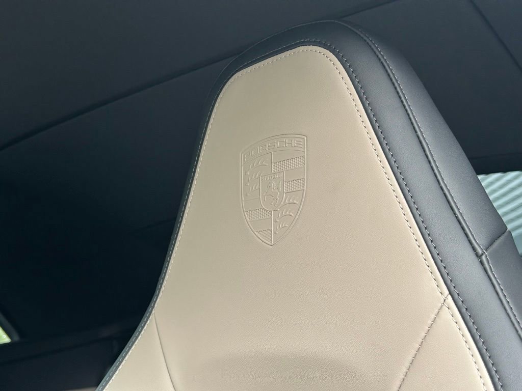 Certified 2026 Porsche 911 Carrera GTS RWD image 33