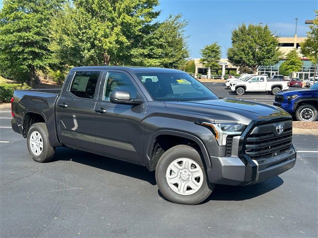 New 2026 Toyota Tundra SR image 2