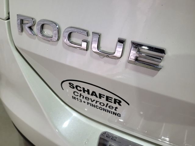 Used 2016 Nissan Rogue SV image 49