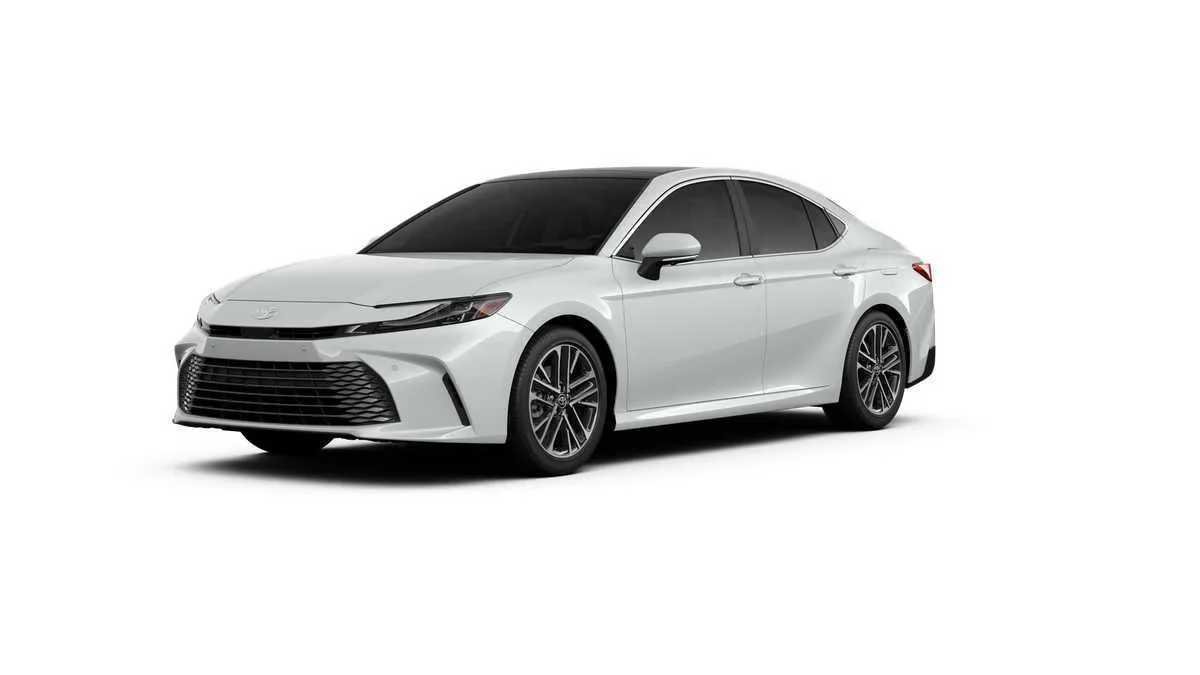 New 2026 Toyota Camry XLE FWD image 1
