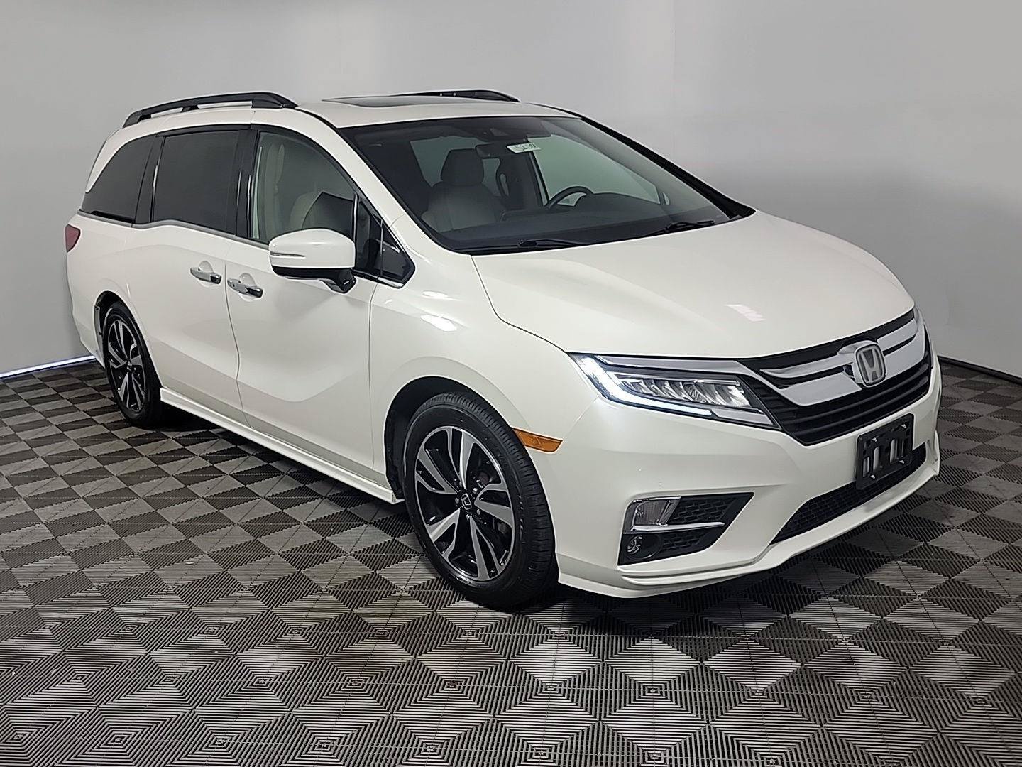 Certified 2019 Honda Odyssey Elite