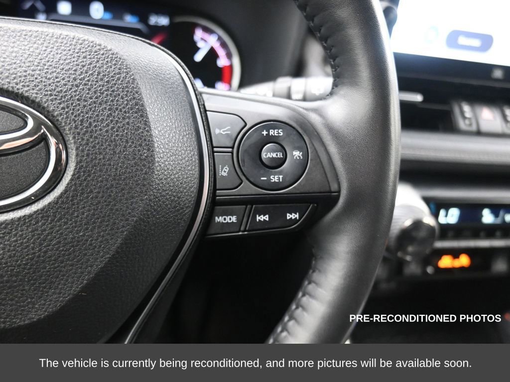 Used 2023 Toyota RAV4 XLE Premium image 25