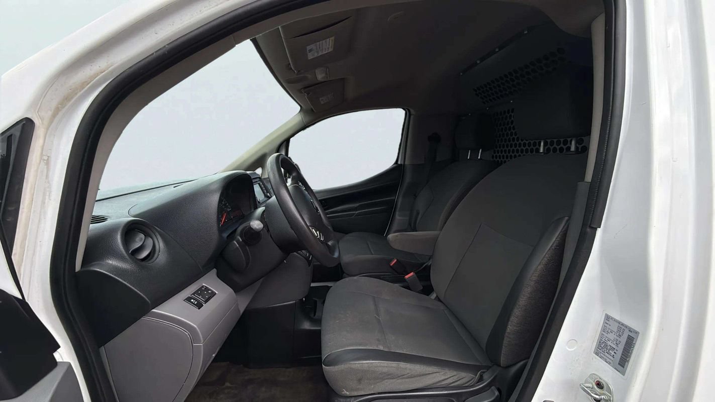 Used 2018 Nissan NV200 SV w/ Navigation Package FWD image 17