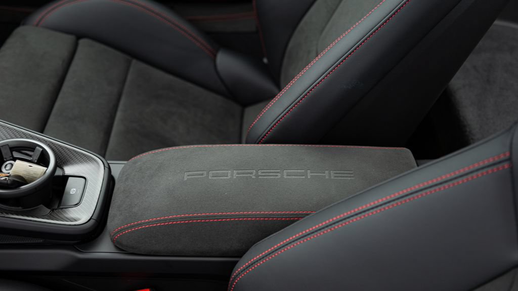 Certified 2025 Porsche 911 GT3 RS RWD image 44