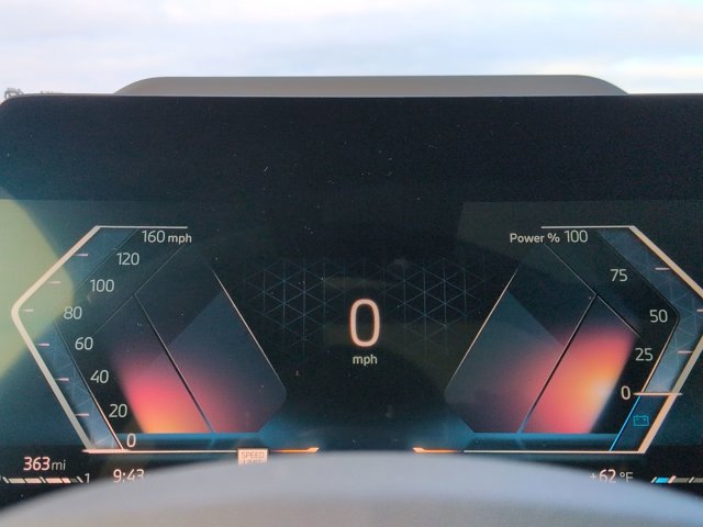 Used 2025 BMW X1 xDrive28i w/ Technology Package image 11