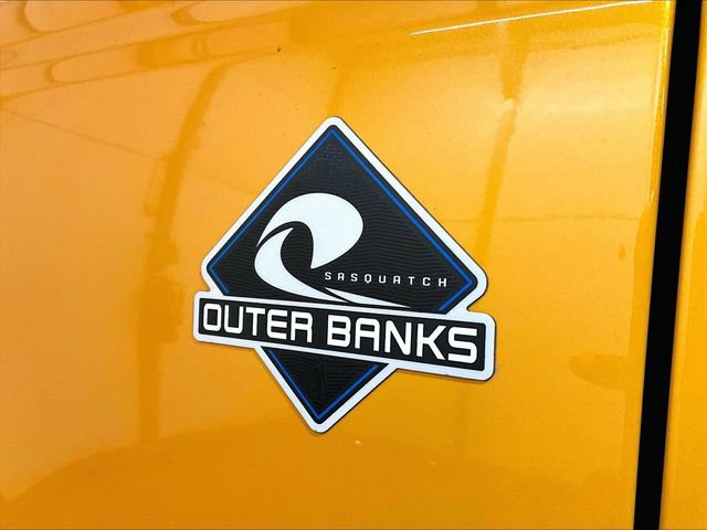 Used 2021 Ford Bronco Outer Banks w/ Sasquatch Package AWD/4WD image 13