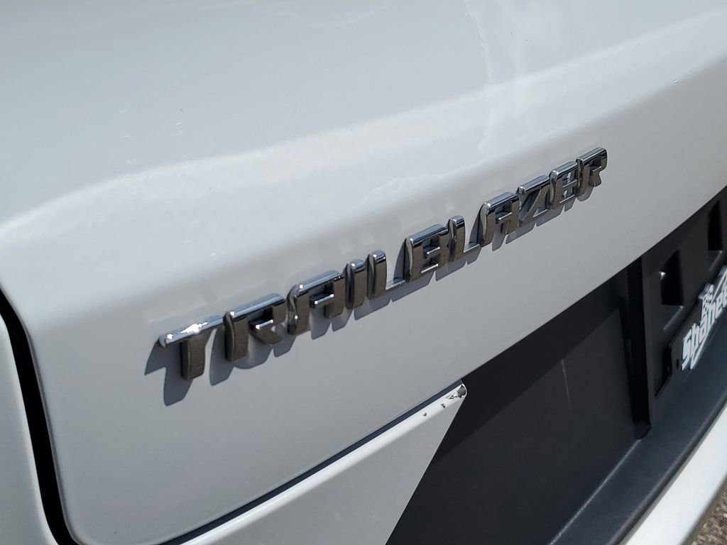 Used 2023 Chevrolet TrailBlazer LT image 32