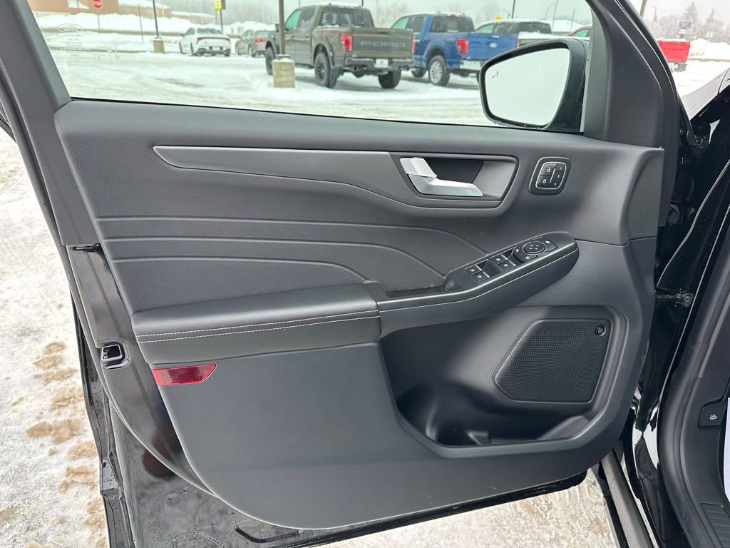 New 2026 Ford Escape Active w/ Active Premium Tech Pack AWD/4WD image 13